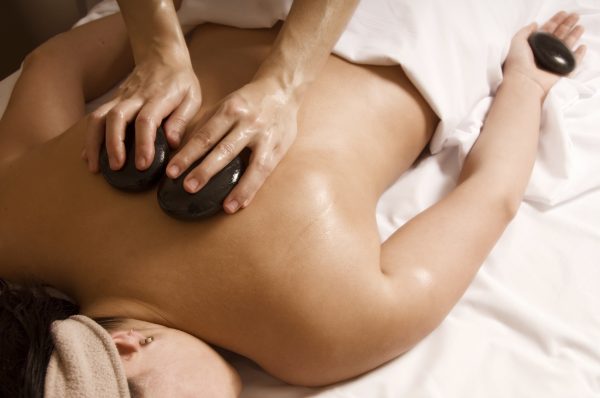 Hot Stone Massage (60mins)