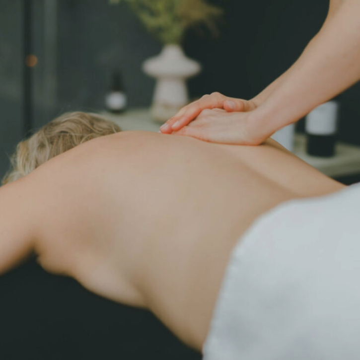 Are You the Best Salon for Holistic Treatments Near Me?